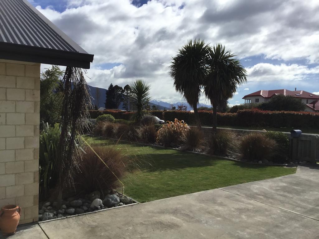 Ti Kouka Villa Te Anau Esterno foto